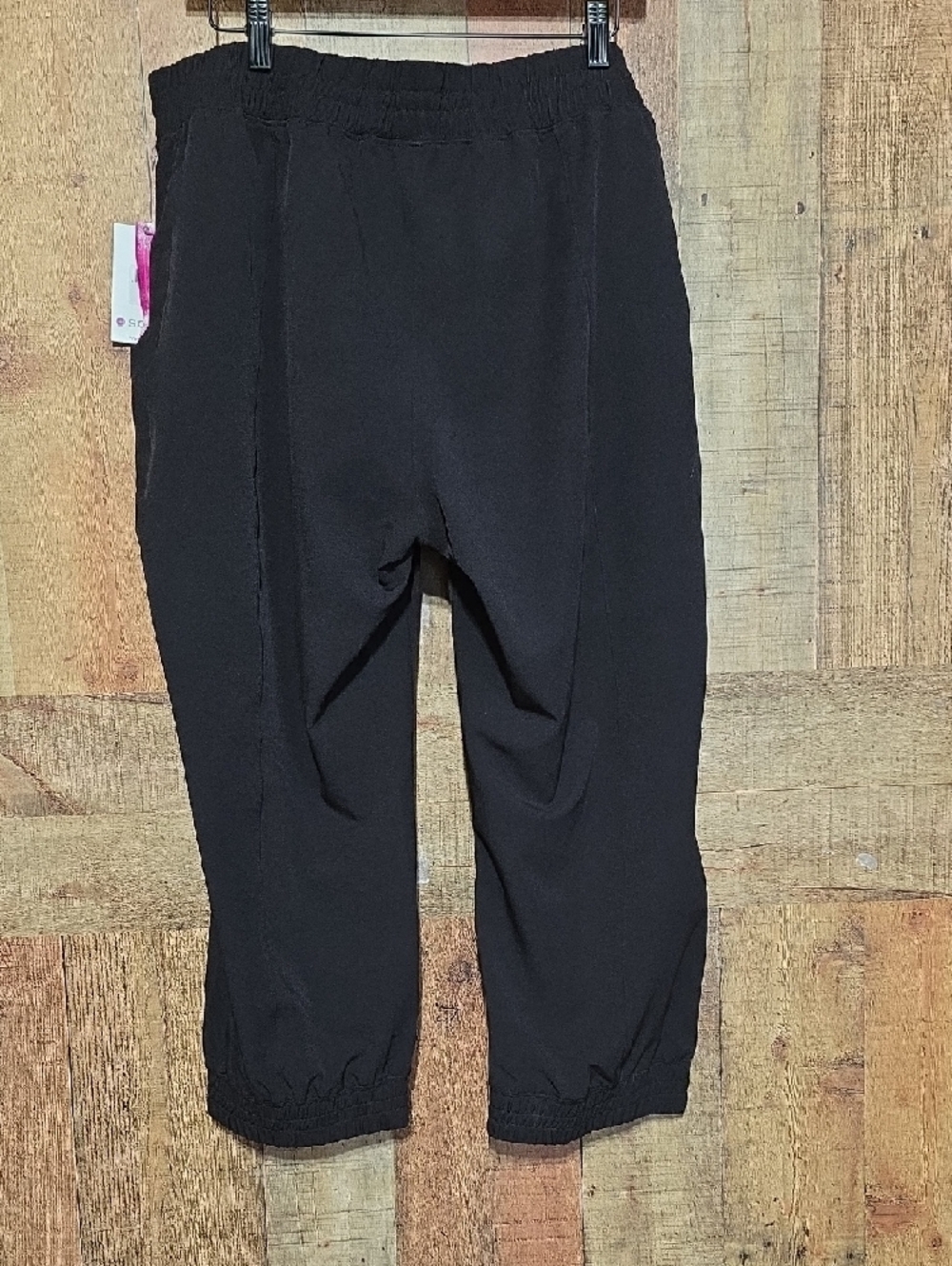 Soybu Women's Active Crop Capris - Picture 8 of 10